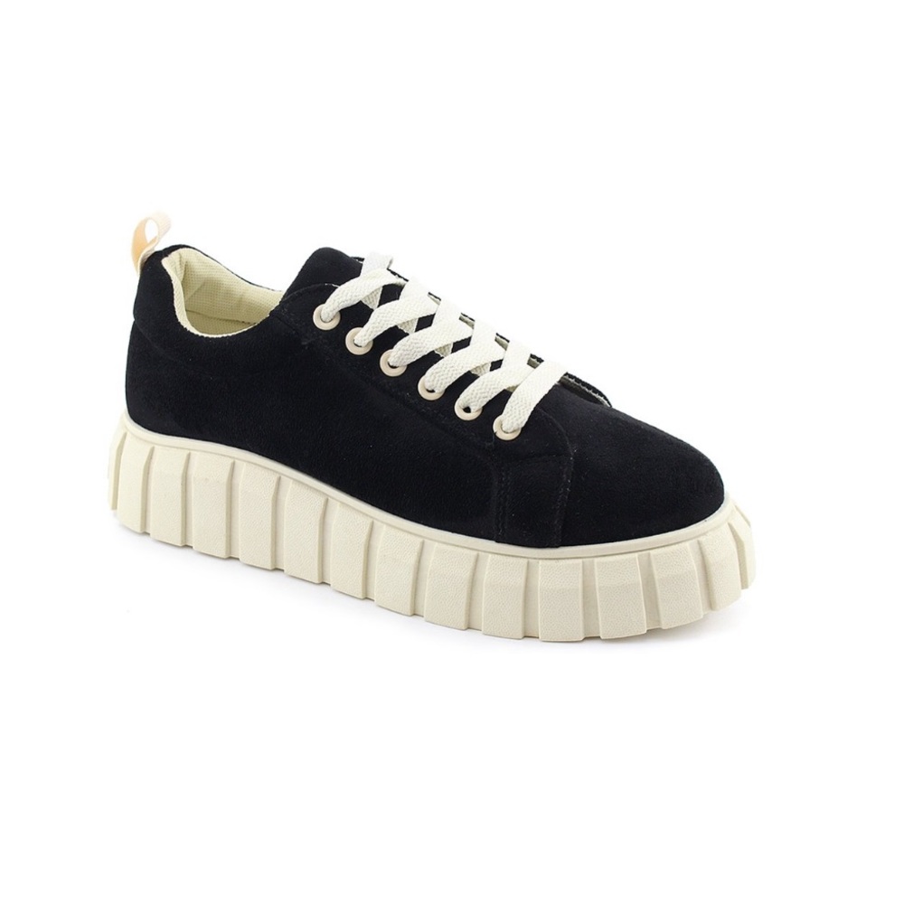 Nature Breeze Black & White Miso Sneaker - Women